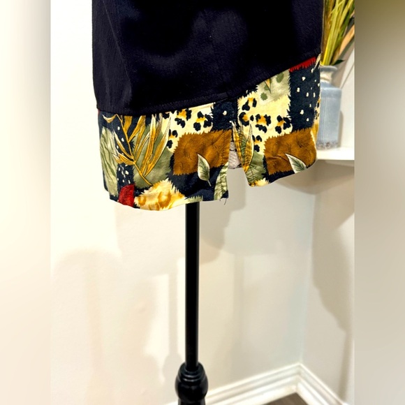 Teddi Black and Red Boxy Button Down Shirt Multicolor Trim Stylish Buttons - Picture 4 of 8